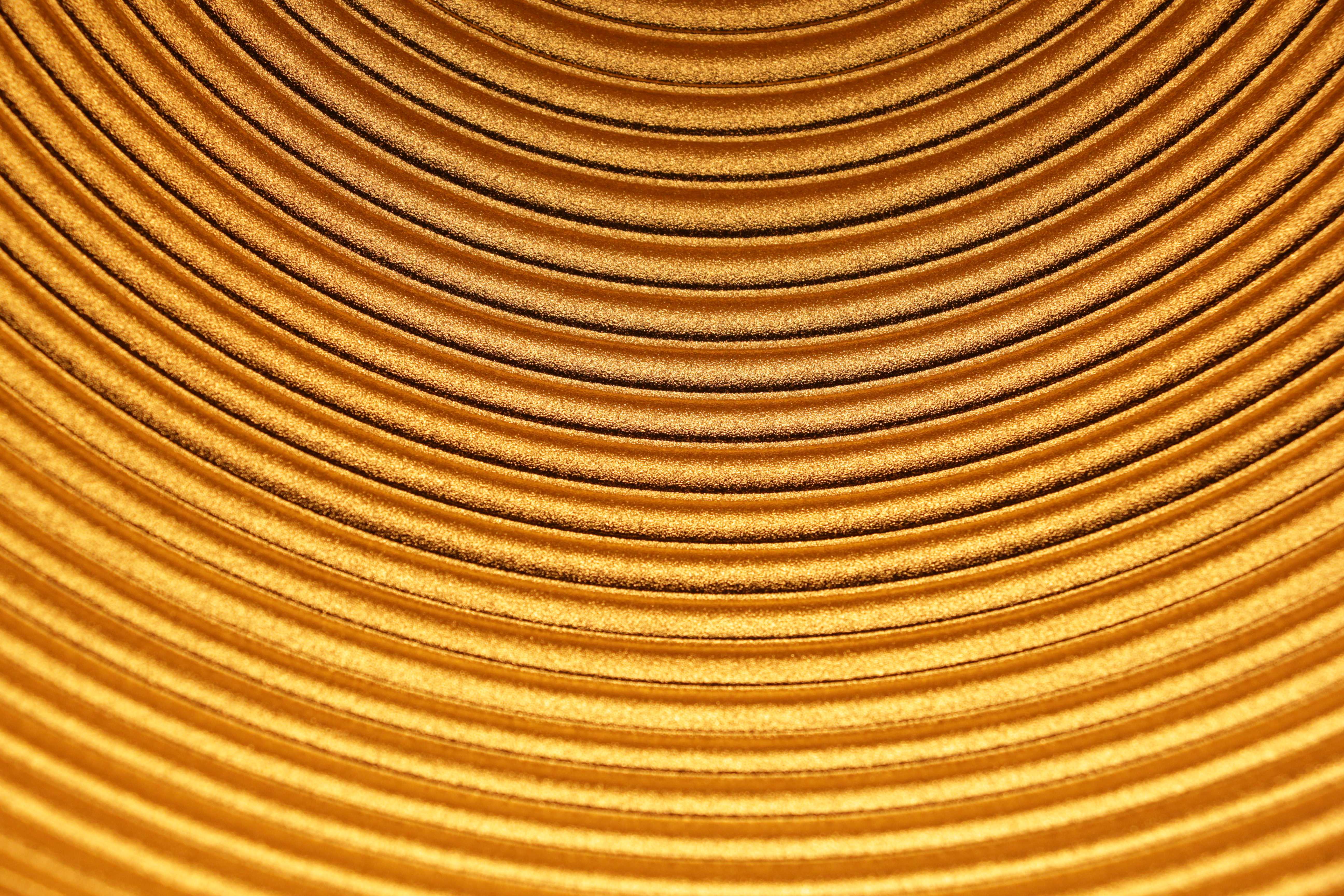 Light Multiple Loops Zoomed In